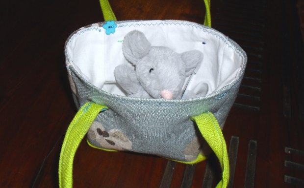 Sac à souris, emballage cadeau pour une peluche qui est un cadeau aussi, sac pour petite fille.